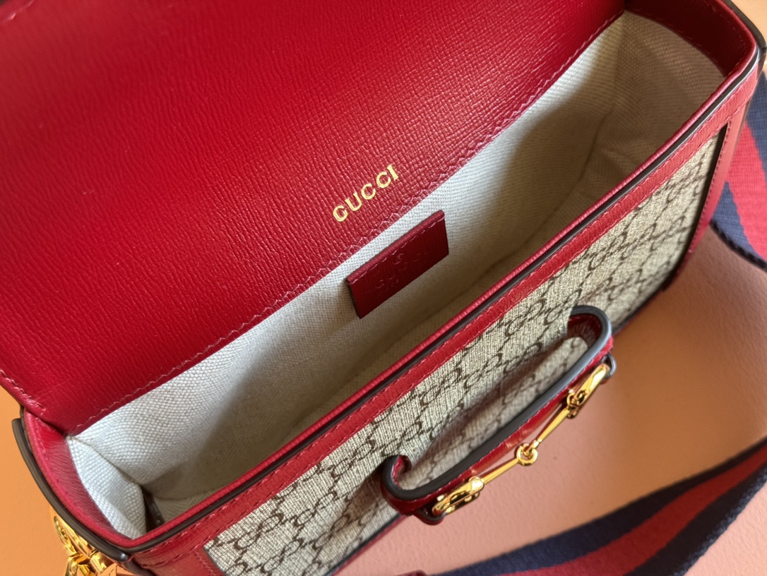 Gucci Satchel Bags